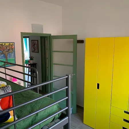Casa Tiffany Tra E Monti Holiday home Mandello del Lario