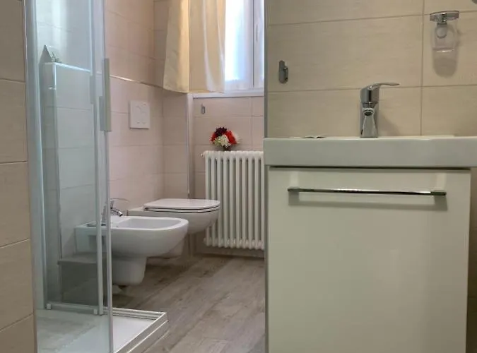 Casa Tiffany Tra E Monti * Mandello del Lario